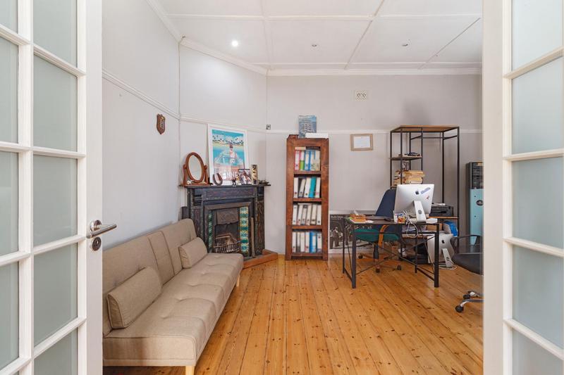 3 Bedroom Property for Sale in Green Point Western Cape